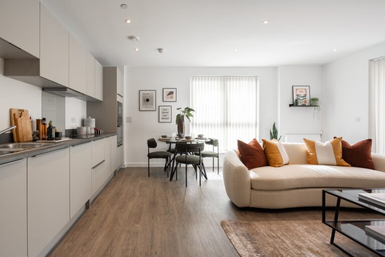 Cassia show flat