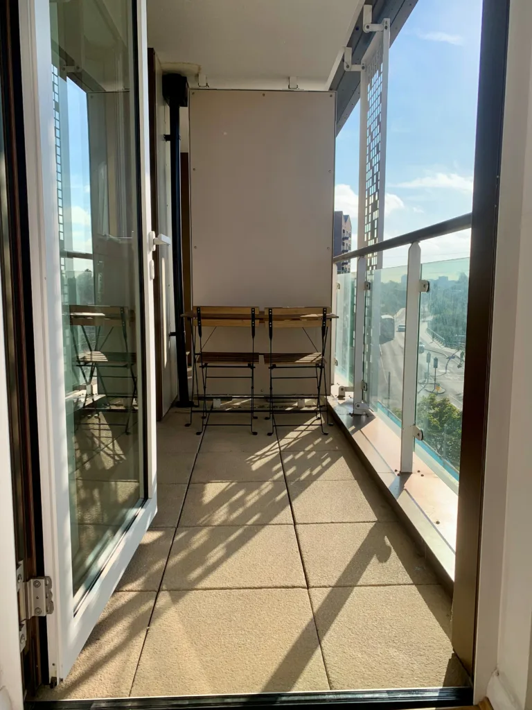 balcony 768x1024 jpg