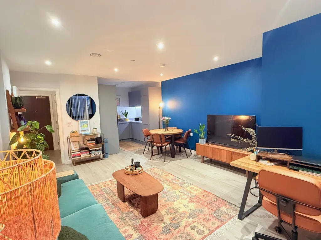 41 Millstream Tower, N17 3 IMG 2487 1024x768 jpeg